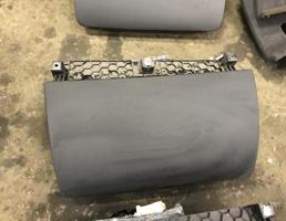 Бардачок для Audi Q7 (4L)  2005 - 2009  запчасти бу