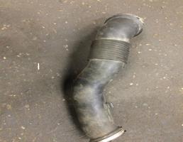 патрубок впускного тракта для Audi A8 (D4,4H) 2011-2014  запчасти бу