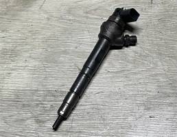 Форсунка дизельная для Skoda Octavia (A7) 2013-2017  запчасти бу