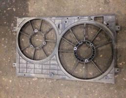 Диффузор вентилятора для Volkswagen Golf V 2003-2009  запчасти бу