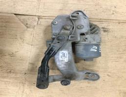 Трапеция стеклоочистителей для Mercedes-Benz W221 S-Klasse S221 2005-2009  запчасти бу