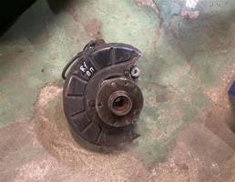 Кулак поворотный передний правый для Volkswagen Passat (B7) 2011-2015  запчасти бу