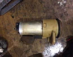 Топливный насос для Volkswagen Golf III/Vento 1991-1997  запчасти бу