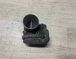 Дроссельная заслонка для Volkswagen Golf VI 2009-2012  запчасти бу