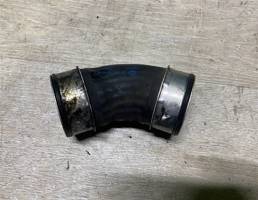 Патрубок интеркулера для Volkswagen Transporter T5 2003-2009  запчасти бу