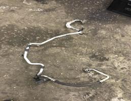 Трубка кондиционера для Volkswagen Golf V 2003-2009  запчасти бу