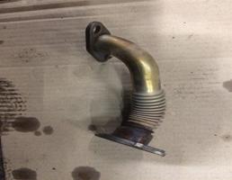 Трубка соеденительная для Volkswagen Golf V Plus 2005-2014  запчасти бу