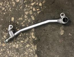 Трубка для Audi A6 (C6 4F) 2005-2008  запчасти бу