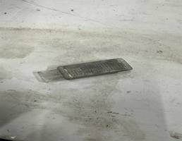 Плафон салонный для Volkswagen Touareg 7L 2002-2006  запчасти бу