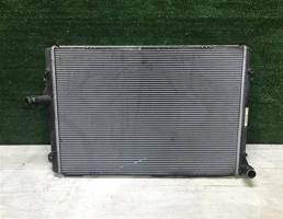 Радиатор основной для Skoda Superb 2008-2015  запчасти бу