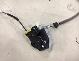 Замок двери задней правой для Audi A6 (C7 4G)2011-2014  запчасти бу