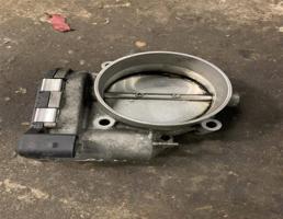 Дроссельная заслонка для Audi Q7 (4L)  2005 - 2009  запчасти бу