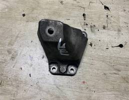 Кронштейн опоры двигателя для BMW 5-серия F10/F11 2009>  запчасти бу