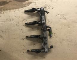 Рампа топливная в сборе для Honda Civic 4D 2006-2012  запчасти бу