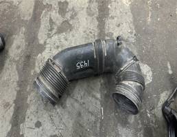 Патрубок воздушного фильтра для Volkswagen Touareg 7L 2002-2006  запчасти бу