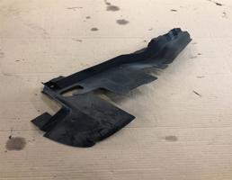 Воздуховод радиатора правый для Audi A6 (C6 4F) 2005-2008  запчасти бу