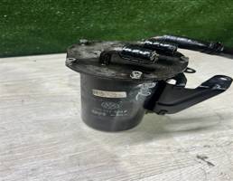 Корпус топливного фильтра для Skoda Octavia (A7) 2013-2017  запчасти бу