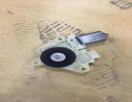 Мотор стеклоподъемника для Mercedes-Benz W205 C-classe 2014-2018  запчасти бу