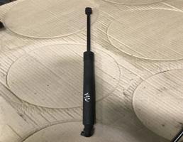 Амортизатор крышки багажника для Audi Q7 (4L)  2005 - 2009  запчасти бу