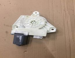 Мотор стеклоподъемника для Mercedes-Benz W205 C-classe 2014-2018  запчасти бу