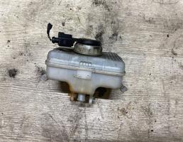 Бачок главного тормозного цилиндра для Audi A6 (C7 4G)2011-2014  запчасти бу