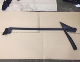 Направляющая стекла двери для Mercedes-Benz W205 C205 Coupe  запчасти бу