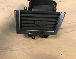 Дефлектор приточного воздуха для Land Rover Range Rover Sport L320 2005-  запчасти бу