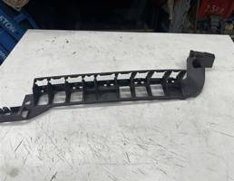 Кронштейн заднего бампера правый для Skoda Octavia (A7) 2013-2017  запчасти бу