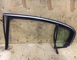 уплотнитель стекла двери задний левый для Volkswagen Passat (B6) 2005-2010  запчасти бу