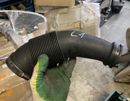 Патрубок воздушного фильтра для Audi A6 (C7 4G)2011-2014  запчасти бу