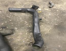 Патрубок для Audi A4 (B5) 1994-2000  запчасти бу