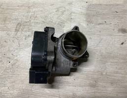 Дроссельная заслонка для Volkswagen Golf VI 2009-2012  запчасти бу