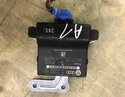 диагностический интерфейс шин данных J533 (Gateway) для Skoda Octavia (A5 1Z-) 2004-2009  запчасти бу