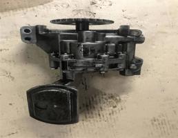 Насос масляный для Ford C-MAX 2003-2011  запчасти бу