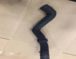 Патрубок системы охлаждения  для Audi A6 (C7 4G)2011-2014  запчасти бу