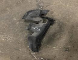 Воздуховод радиатора правый для Audi A6 (C6 4F) 2005-2008  запчасти бу