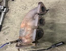 Коллектор выпускной для Audi A6 (C6 4F) 2005-2008  запчасти бу