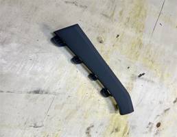 Накладка стойки для Audi A6 (C7 4G)2011-2014  запчасти бу