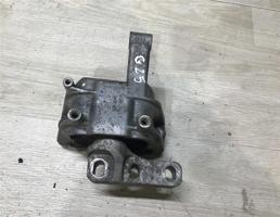 Опора двигателя правая для Volkswagen Tiguan 2007-2011  запчасти бу