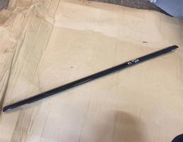 Молдинг стекла двери задней левой для Mercedes-Benz W253 X253 GLC coupe 2015-  запчасти бу