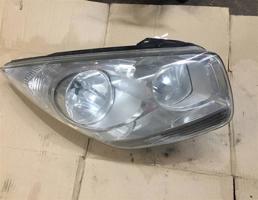 Фара правая для Kia Venga 2010-2017  запчасти бу