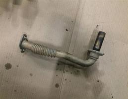 Трубка соеденительная для Volkswagen Golf V Plus 2005-2014  запчасти бу