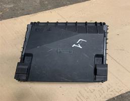 Крышка блока предохранителей для Volkswagen Golf V Plus 2005-2014  запчасти бу