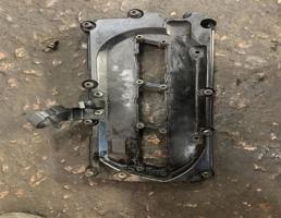 Крышка клапанная (ГБЦ) для Audi A6 (C6 4F) 2005-2008  запчасти бу