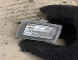 Фонарь подсветки номера для Mercedes-Benz W221 S-Klasse S221 2005-2009  запчасти бу