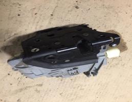 Замок двери задней правой для Audi Q7 (4L)  2005 - 2009  запчасти бу