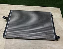 Радиатор основной для Volkswagen Passat CC 2012-2017 рестайлинг  запчасти бу