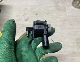 Клапан вакуумный для Volkswagen Touareg 7L 2007-2010  запчасти бу