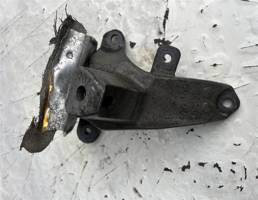 Опора двигателя для Audi A6 (C7 4G)2011-2014  запчасти бу