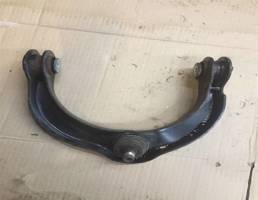 Рычаг передний верхний левый для Jeep Grand Cherokee (WK2) 2010-2018  запчасти бу